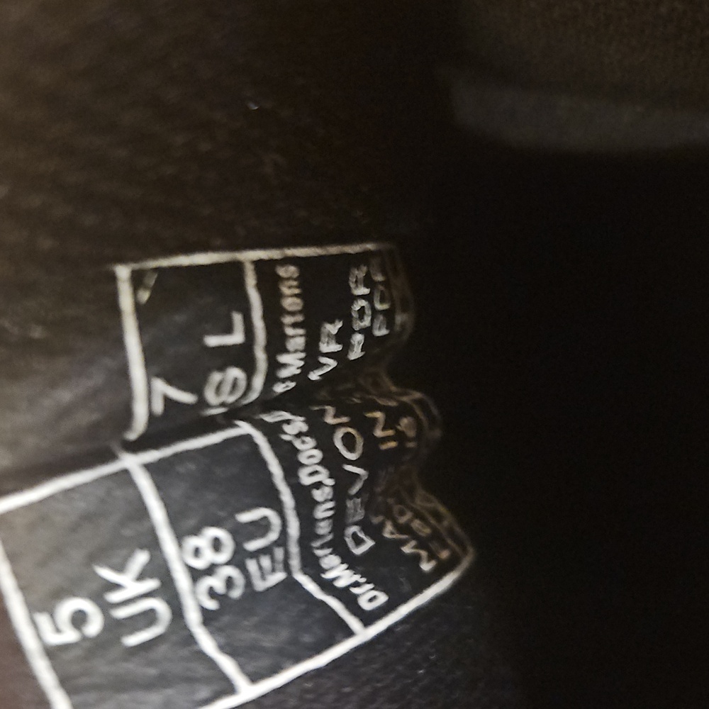 Dr. Martens Devon Flower Platform - Picture 6 of 6